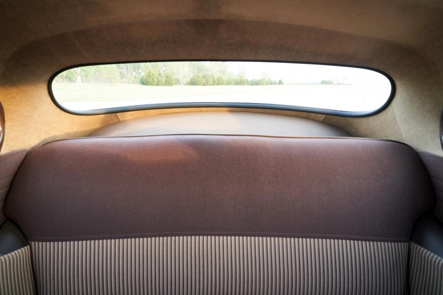 Детали интерьера Mercury Eight Club Coupe (M-72B) 1950 года  (фото 12 из 23)